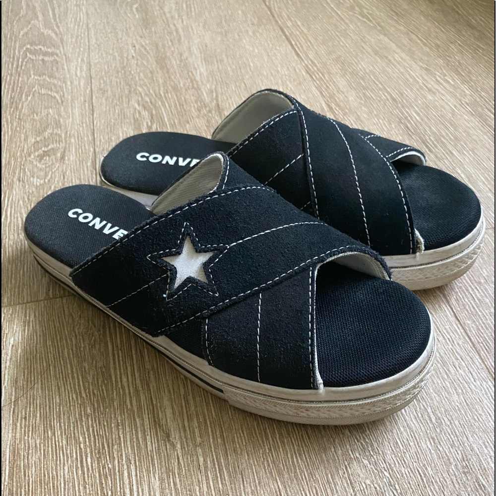 Converse women’s sandal size 6